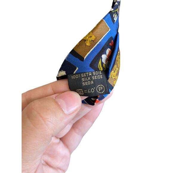 Ermenegildo Zegna Blue Floral Motif Silk Tie - Picture 3 of 5